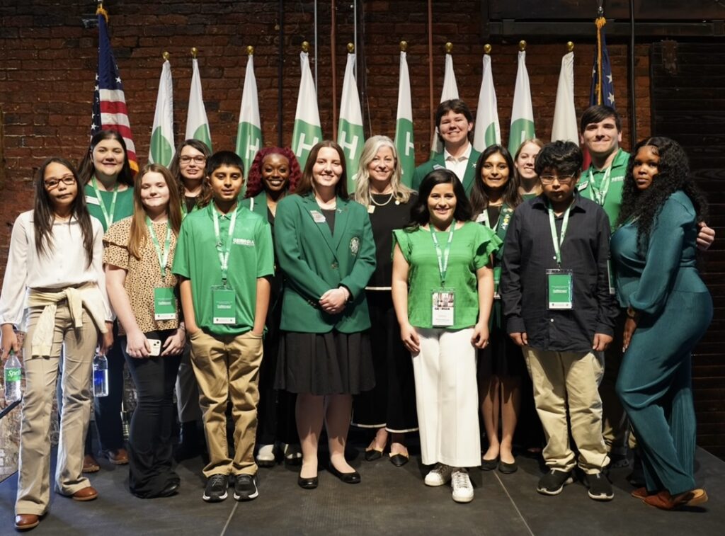 Rep Leesa Hagan with Ben Hill County 4H students from Fitzgerald